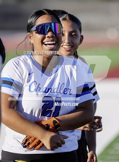 Thumbnail 2 in Perry @ Chandler photogallery.