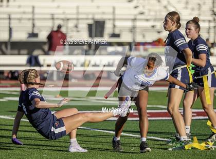 Thumbnail 1 in Perry @ Chandler photogallery.