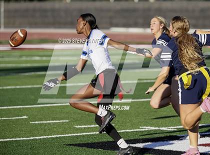 Thumbnail 1 in Perry @ Chandler photogallery.