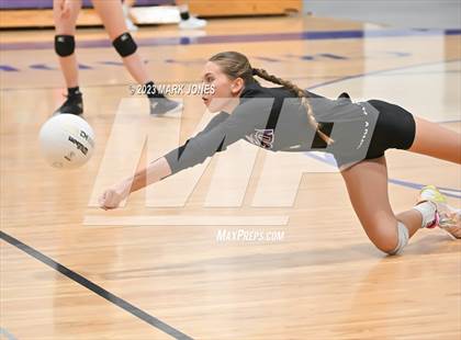 Thumbnail 3 in Northwest Christian vs. Payson photogallery.