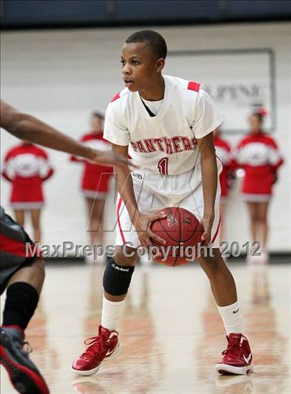 Thumbnail 2 in Salesian vs. St. Mary's photogallery.