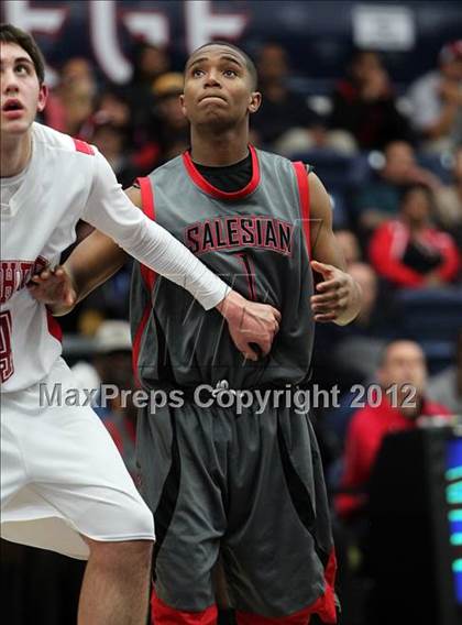 Thumbnail 2 in Salesian vs. St. Mary's photogallery.