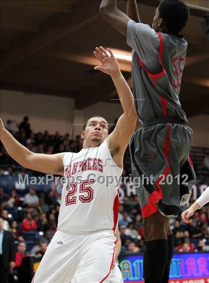 Thumbnail 2 in Salesian vs. St. Mary's photogallery.