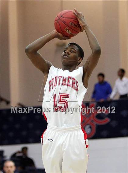 Thumbnail 3 in Salesian vs. St. Mary's photogallery.