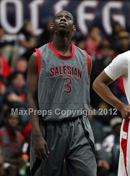 Thumbnail 2 in Salesian vs. St. Mary's photogallery.
