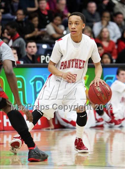 Thumbnail 1 in Salesian vs. St. Mary's photogallery.