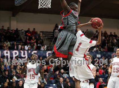 Thumbnail 1 in Salesian vs. St. Mary's photogallery.