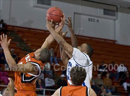Thumbnail 1 in North Crowley vs. West (Whataburger Basketball Tournament) photogallery.