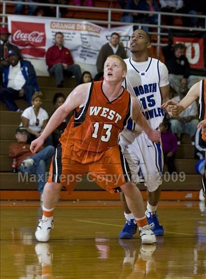 Thumbnail 1 in North Crowley vs. West (Whataburger Basketball Tournament) photogallery.