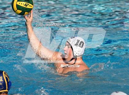 Thumbnail 3 in El Segundo vs Canyon (CIF SS Division 3) photogallery.