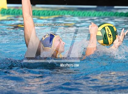 Thumbnail 3 in El Segundo vs Canyon (CIF SS Division 3) photogallery.