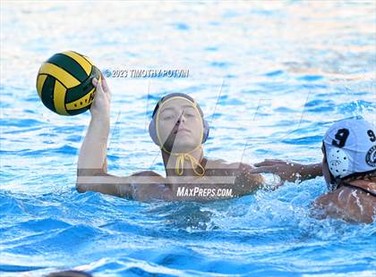 Thumbnail 3 in El Segundo vs Canyon (CIF SS Division 3) photogallery.