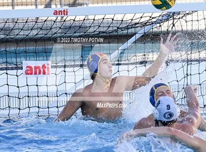 Thumbnail 1 in El Segundo vs Canyon (CIF SS Division 3) photogallery.