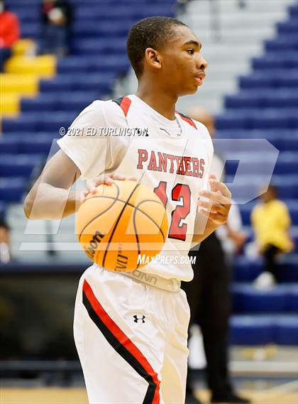Thumbnail 2 in Lithonia @ Therrell (Tournament of Champions Holiday Classic) photogallery.