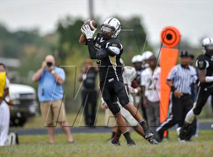 Thumbnail 1 in Douglass @ Gwynn Park photogallery.