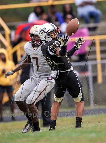 Thumbnail 1 in Douglass @ Gwynn Park photogallery.