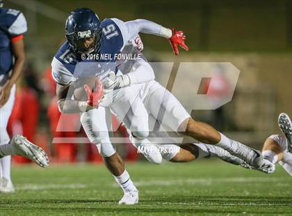Thumbnail 3 in Allen vs. Belton (UIL 6A Area Playoff) photogallery.