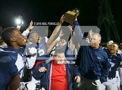 Thumbnail 1 in Allen vs. Belton (UIL 6A Area Playoff) photogallery.