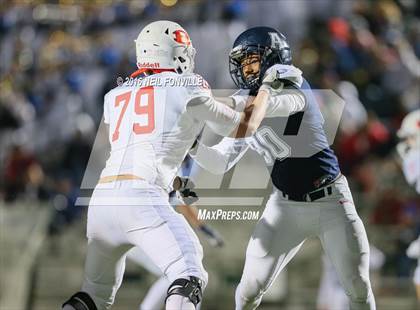 Thumbnail 1 in Allen vs. Belton (UIL 6A Area Playoff) photogallery.