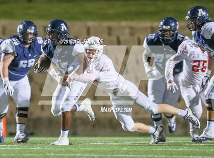 Thumbnail 3 in Allen vs. Belton (UIL 6A Area Playoff) photogallery.