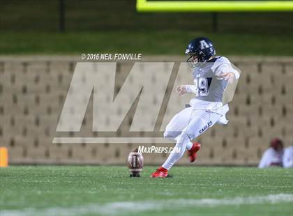Thumbnail 1 in Allen vs. Belton (UIL 6A Area Playoff) photogallery.