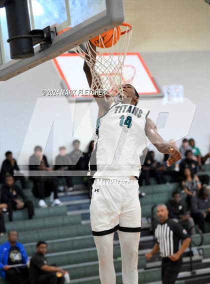 Thumbnail 2 in Olympia vs Palm Beach Lakes (Mainland Christmas Shootout) photogallery.