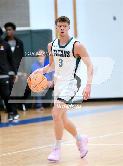 Thumbnail 2 in Olympia vs Palm Beach Lakes (Mainland Christmas Shootout) photogallery.
