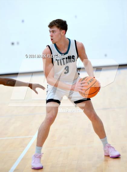 Thumbnail 1 in Olympia vs Palm Beach Lakes (Mainland Christmas Shootout) photogallery.