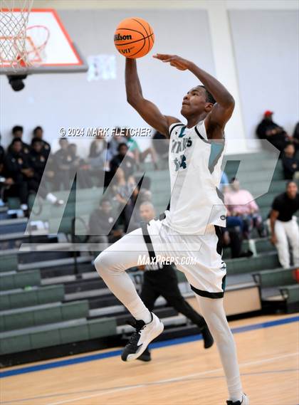 Thumbnail 2 in Olympia vs Palm Beach Lakes (Mainland Christmas Shootout) photogallery.