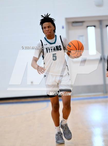 Thumbnail 3 in Olympia vs Palm Beach Lakes (Mainland Christmas Shootout) photogallery.