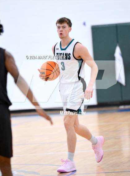 Thumbnail 3 in Olympia vs Palm Beach Lakes (Mainland Christmas Shootout) photogallery.