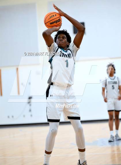 Thumbnail 2 in Olympia vs Palm Beach Lakes (Mainland Christmas Shootout) photogallery.