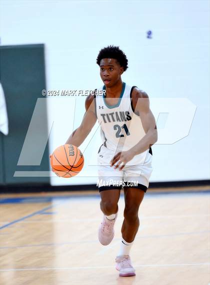 Thumbnail 3 in Olympia vs Palm Beach Lakes (Mainland Christmas Shootout) photogallery.