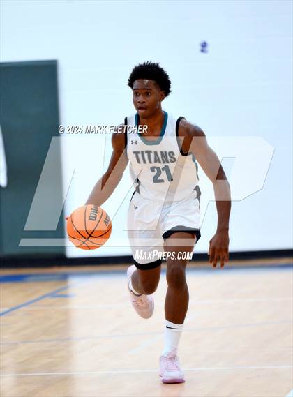 Thumbnail 2 in Olympia vs Palm Beach Lakes (Mainland Christmas Shootout) photogallery.