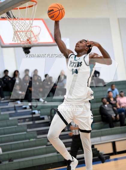 Thumbnail 3 in Olympia vs Palm Beach Lakes (Mainland Christmas Shootout) photogallery.