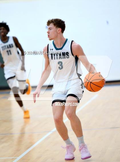 Thumbnail 2 in Olympia vs Palm Beach Lakes (Mainland Christmas Shootout) photogallery.
