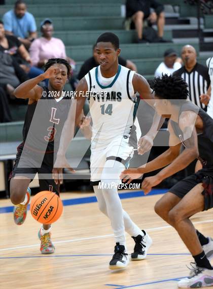 Thumbnail 2 in Olympia vs Palm Beach Lakes (Mainland Christmas Shootout) photogallery.