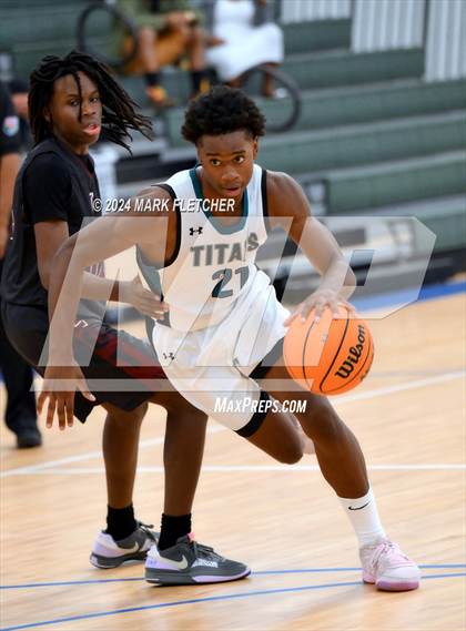Thumbnail 2 in Olympia vs Palm Beach Lakes (Mainland Christmas Shootout) photogallery.
