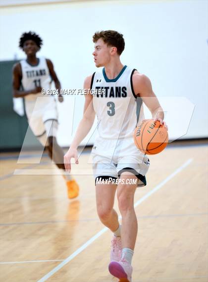 Thumbnail 1 in Olympia vs Palm Beach Lakes (Mainland Christmas Shootout) photogallery.