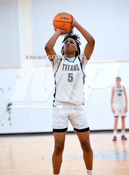 Thumbnail 3 in Olympia vs Palm Beach Lakes (Mainland Christmas Shootout) photogallery.