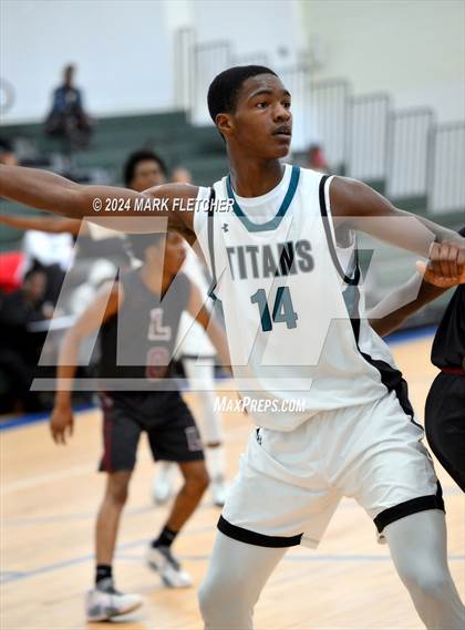 Thumbnail 3 in Olympia vs Palm Beach Lakes (Mainland Christmas Shootout) photogallery.