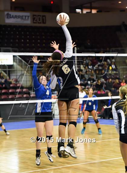 Thumbnail 1 in Verrado vs. Valley Christian (AIA D3 Playoff) photogallery.