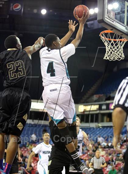 Thumbnail 3 in Sheldon vs Bethel (CIF SJS D1 Semifinal) photogallery.