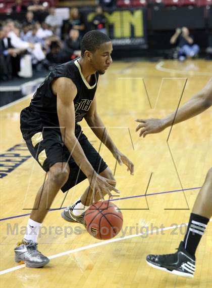 Thumbnail 1 in Sheldon vs Bethel (CIF SJS D1 Semifinal) photogallery.