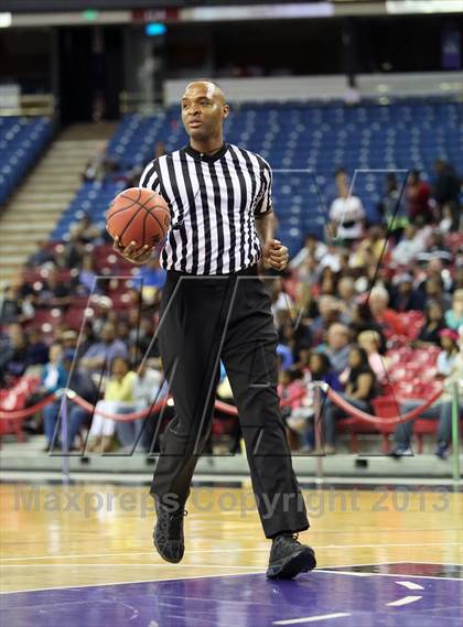 Thumbnail 2 in Sheldon vs Bethel (CIF SJS D1 Semifinal) photogallery.