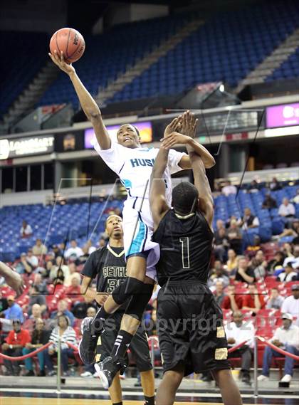 Thumbnail 1 in Sheldon vs Bethel (CIF SJS D1 Semifinal) photogallery.