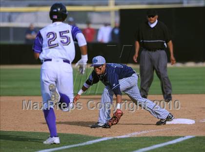 Thumbnail 3 in Saugus @ Valencia photogallery.