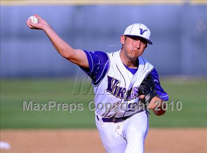 Thumbnail 1 in Saugus @ Valencia photogallery.