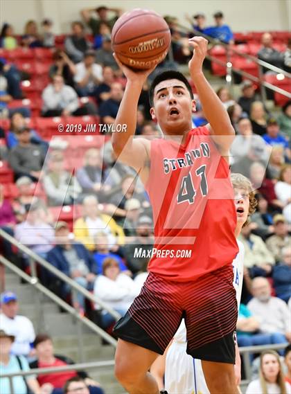 Thumbnail 3 in Lipan vs Strawn (UIL 1A Regional Quarter Finals) photogallery.