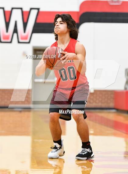 Thumbnail 1 in Lipan vs Strawn (UIL 1A Regional Quarter Finals) photogallery.